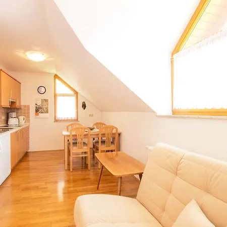 Mira Apartma Bled