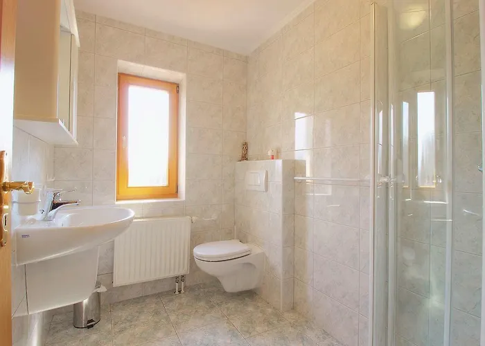 Mira アパート ブレッド